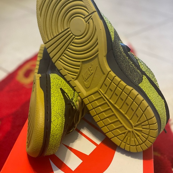 Nike Dunk Low Retro “Halloween Skull” Size 9 BRAND NEW
OG EVERYTHING! - Picture 12 of 14